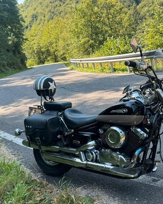 Yamaha XVS 650 DragStar Classic del 2000 € 2.700