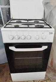 Beko CSS42014FW