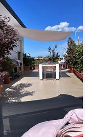 Appartamento con ampio terrazzo