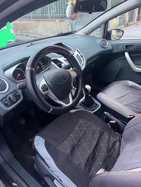 Auto Ford Fiesta 1.4 tdci Titanium