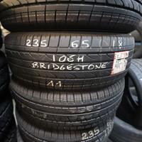 Pneumatici 235 65 R18 / 245 40 R18