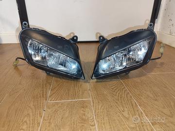 Fari anteriori Honda CBR 600 rr 2007-2012