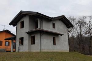 Immobile in asta di 258 m² con 3 locali e box auto