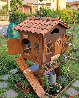 Pollaio per galline fai da te