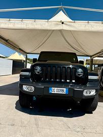 Jeep Wrangler sahara 2.2