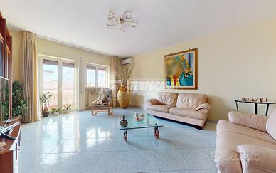 Appartamento a Turi Via Antonio Diomeda 3 locali