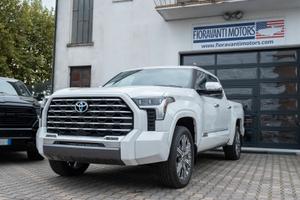 Toyota Tundra Crew 3.5L v6 Twin Turbo 4x4 HYBRID C