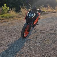 duke 390