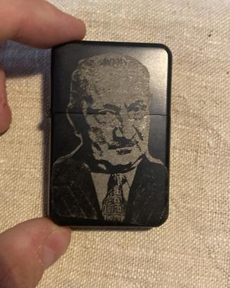 Accendino tipo Zippo Martin Heidegger