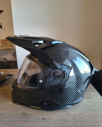 Casco carbonio HYP HP7.XT
