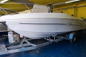 Barca Blumax 23 Open 7,5mt circa NUOVA