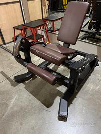 Leg extension, leg curl, chest press toorx