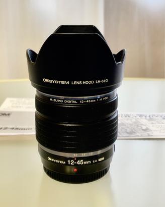 OM SYSTEM ZUIKO 12-45 f 4 Pro Obiettivo