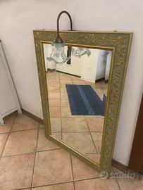 Specchio artigianale vero legno con lampadario