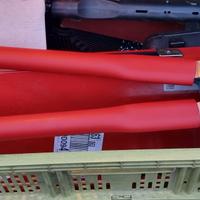 Crimpatrice di potenza per capocorda non isolati