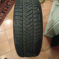 treno di gomme invernali Pirelli Scorpion