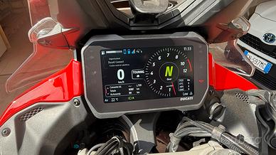 ducati  multistrada V4. Radar.