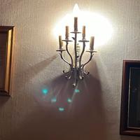 coppia di applique a cinque luci