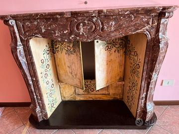 Mobile/camino classico elegante