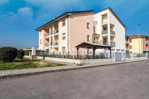 Grande appartamento, sviluppato su 2 livelli