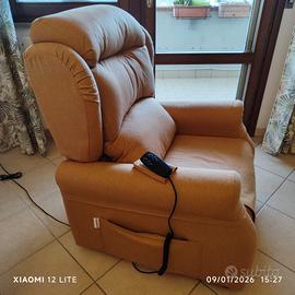Poltrona elettrica alzapersona 2 MOTORI