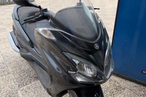 Yamaha Majesty