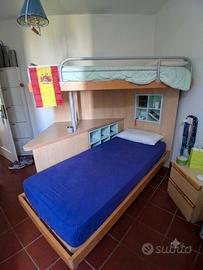 letto a castello con scaletta contenitore
