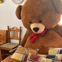 Orso gigante di peluche