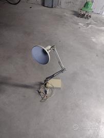 Lampada da scrivania