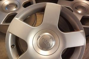 Cerchi in lega R16 per Audi