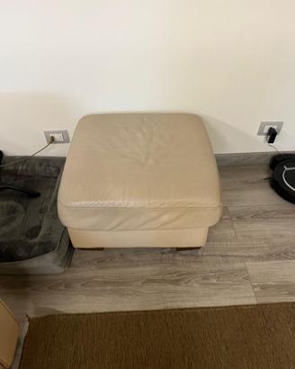 Poggia piedi in pelle Natuzzi