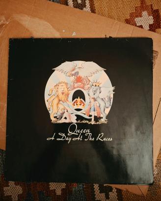 Queen - A day at the races (1976 pressing)