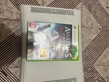 xbox 360 con assassins creed revelations