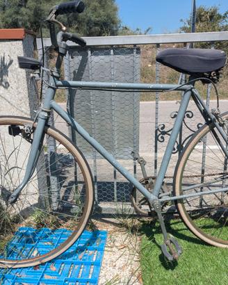Bici da città vintage grigia con cambio - 20€