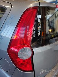 Fanale posteriore sinistro OPEL AGILA del 2011