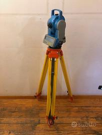 Stazione totale con treppiede (Elta C30)