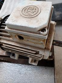 motore elettrico trifase 