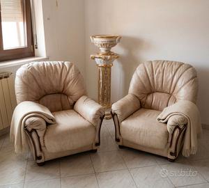 Coppia poltrone Stile barocco/retrò