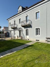 Bilocale in villa d'epoca signorile