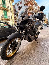 Honda transalp 700