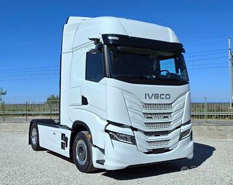 IVECO S-WAY 580 FP NUOVO INTARDER FULL OPTIONAL