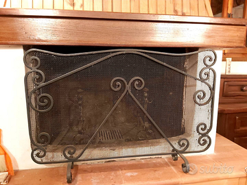 Parascintille da camino e accessori