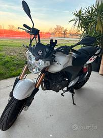 Benelli Keeway RKV 125