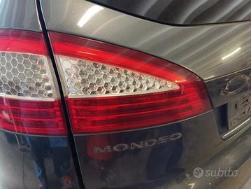 Fanale post sx int FORD MONDEO del 2009