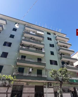 Via Dante affianco Bar La Gioia ampio bilocale
