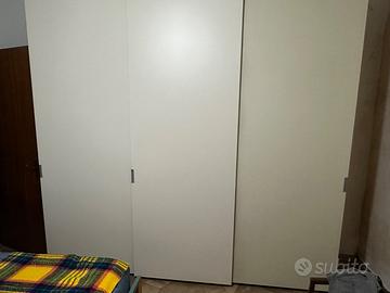 Camera da letto completa già smontata