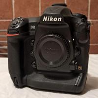Nikon D5 - 20800 scatti