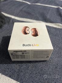 Buds live