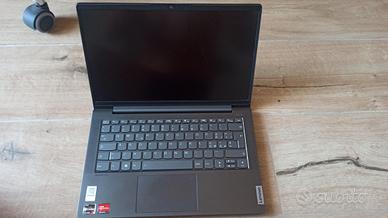 Lenovo Ideapad 5 rayzen 7 14" 14RE05 81YM