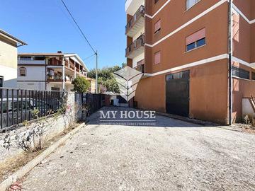 Immobile di 146 m² a Valmontone